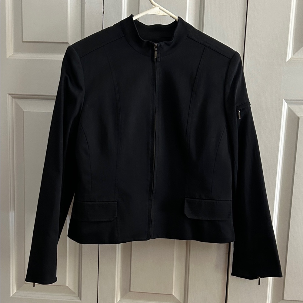 Dalia Women's Black Cropped Blazer Jacket